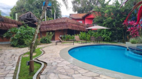 Condominio Pousada North Shore Maresias Studios p 2 3 e 4 pessoas 2 quadras da praia mini cozinha completa tv ar cond wifi estacionamento